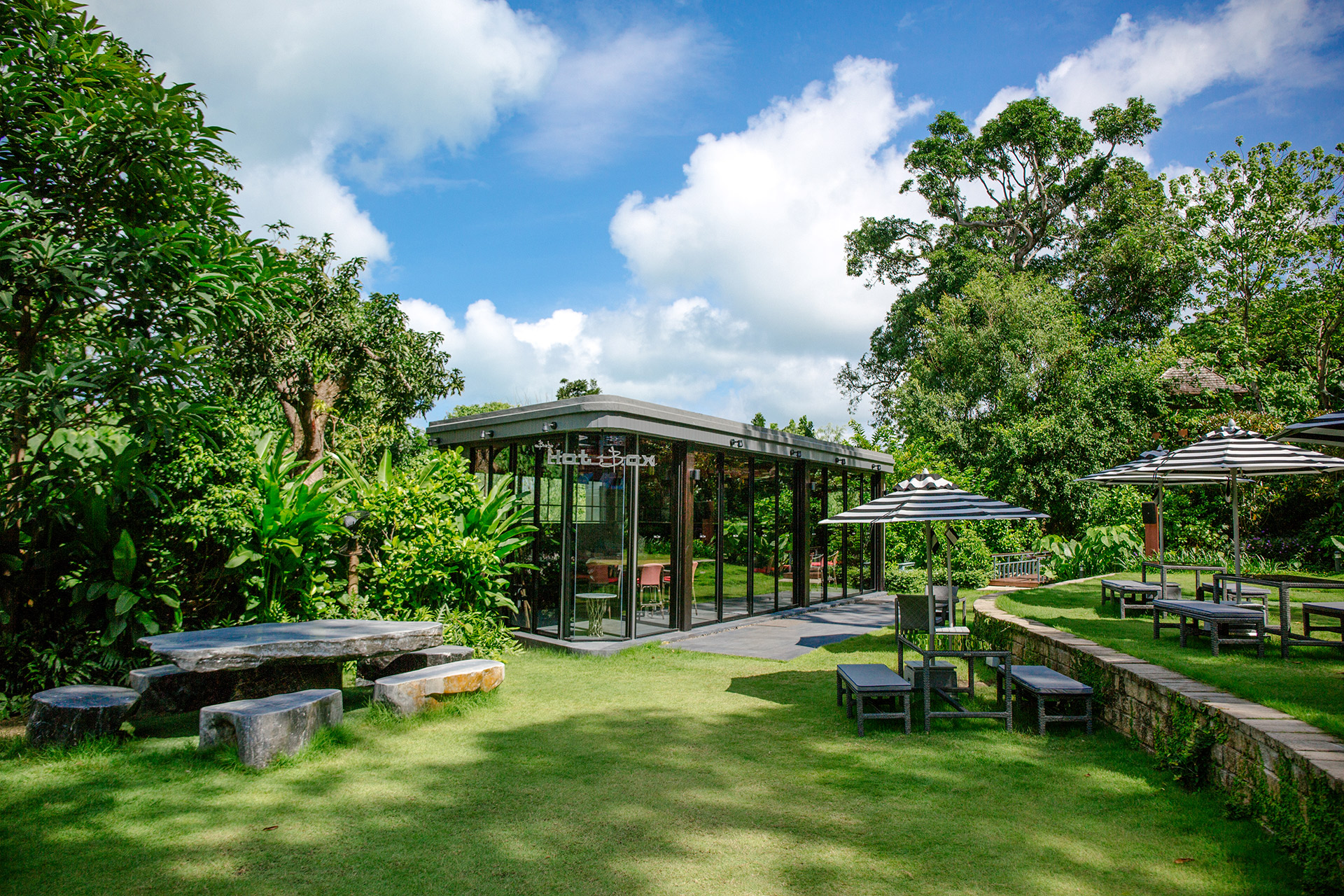 $discountShop.bannerAltTag