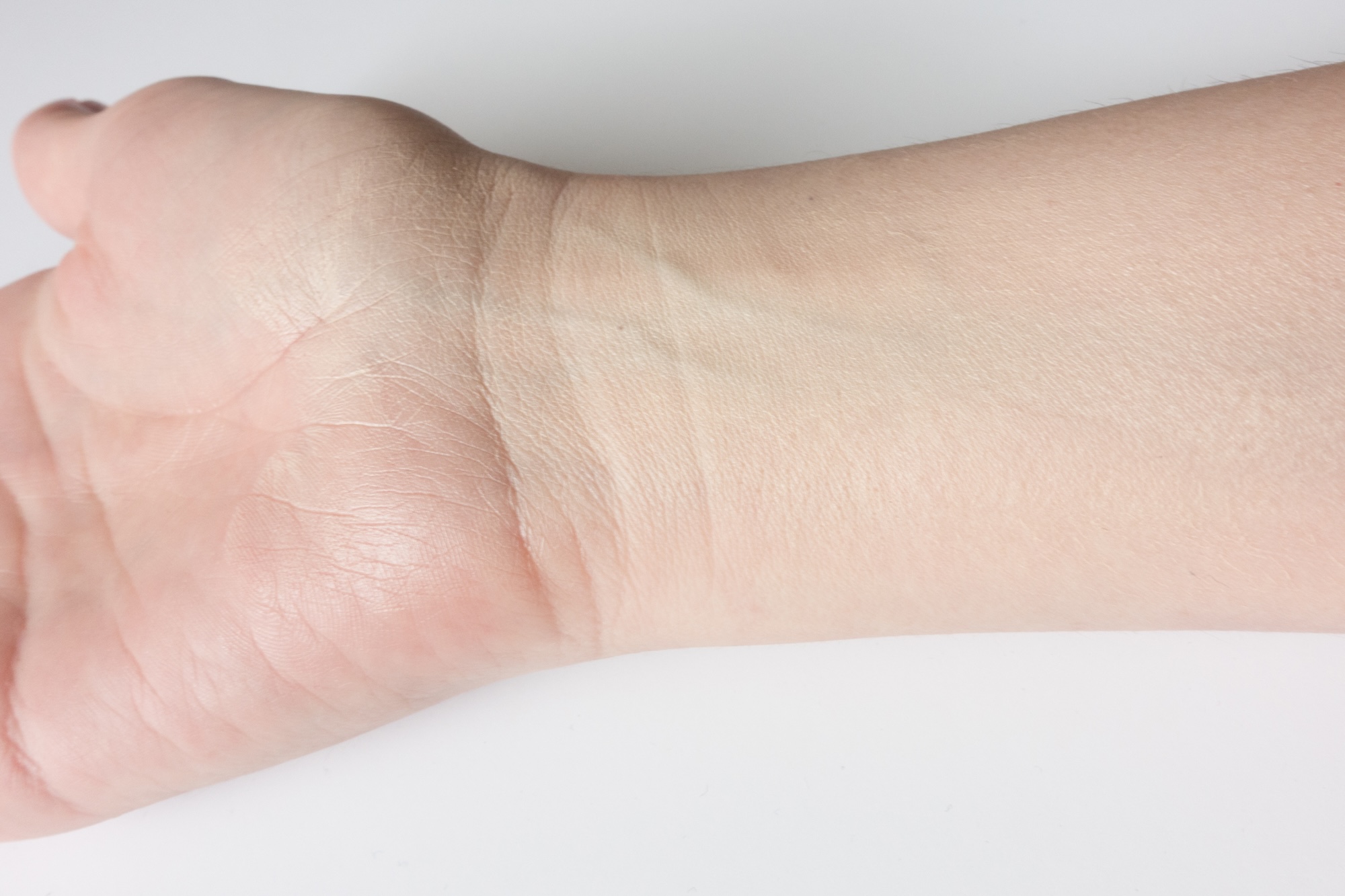 Personal-color-vein-check-method.jpg
