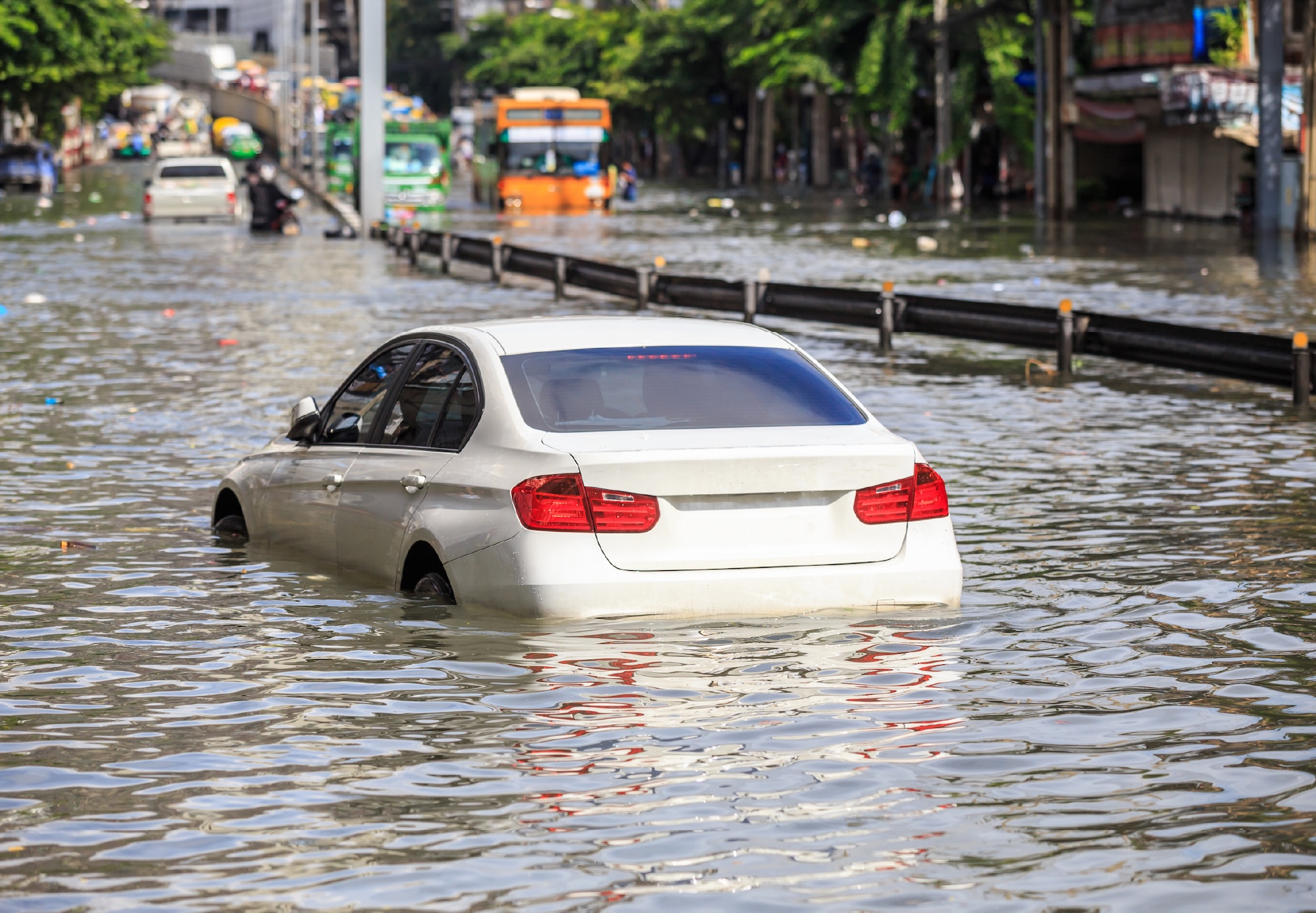 Driving-through-floods-can-floodwater-damage-your-engine.jpg